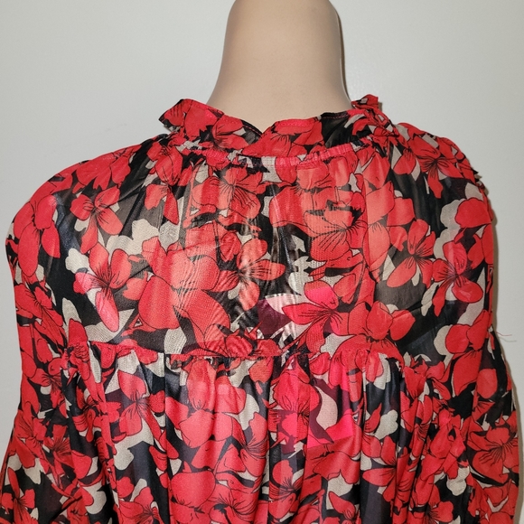 NWT Te Da' MEDIUM TOP BLOUSE UNIQUE CROPPED BoHo SMOCKED RED - Picture 7 of 16